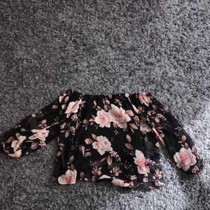 American Eagle Outfitters: Off the Shoulder Shirt